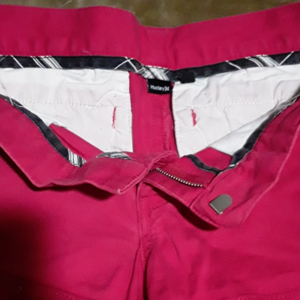 Shorts - Picture 3 of 4